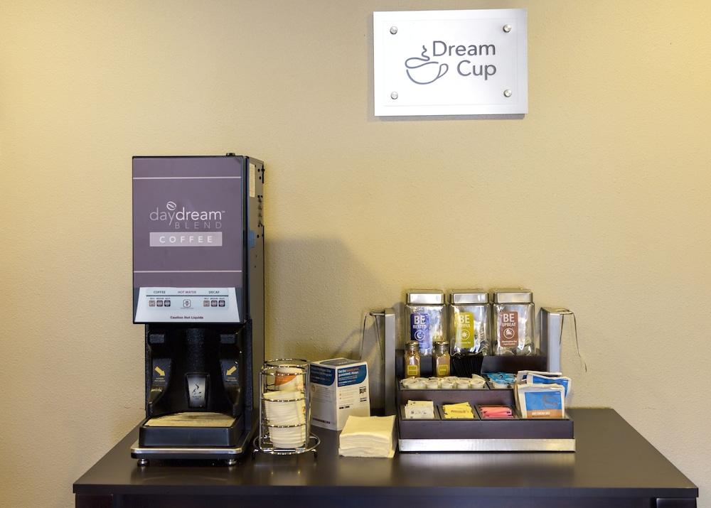 安眠酒店-近匡提科正门 邓弗里斯 外观 照片
